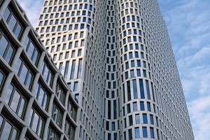  At 118.8 metres the Upper West is one of the four highest buildings in the capital. The volume of investments amounts to 250 million euros.Mit 118,8 Metern zählt das Upper West zu den vier höchsten Gebäuden in Berlin. Das Investitionsvolumen beträgt 250 Millionen Euro. 