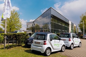  Das Forum fand am Dallwig-Firmensitz in Kassel statt. Für Besucher stand ein Shuttle-Service mit E-Smarts zur Verfügung. 