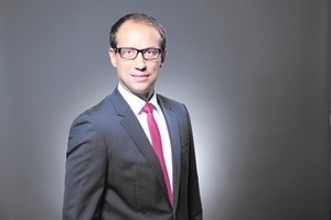  Christian Pokropp ist Geschäftsführer des digitalen Ablegers von Klöckner: Klöckner.i; für den Online Shop sind 60 Mitarbeiter tätig. 