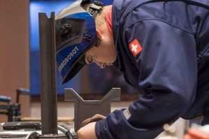  Michael Graf in seiner Box bei den WorldSkills in Abu Dhabi. 