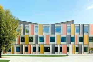  Die Sanierungsmaßnahmen haben die Fassade als zweischichtige Glaskonstruktion (CCF Fassade) gestaltet. 