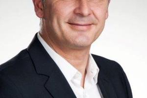  Gordon Zapf. 