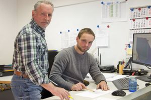  Stefan Schwentner wird bald seinem Vater Hans nachfolgen und die Geschäfte der Tiroler Edelschmiede führen. 