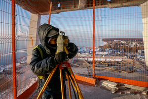  Auf der Baustelle war es im Winter zwar klirrend kalt, nichtsdestotrotz war beim Aufmaß die Aussicht auf den Finnischen Meerbusen gigantisch. 