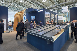  Zambelli zeigt komplette Dachaufbauten mit RIB-ROOF-Metalldachsystemen. 