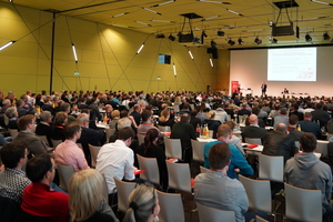  Sehr gut besucht war der Vortrag von Jörg Marks, Leiter Technik &amp; Bau bei der Flughafengesellschaft Berlin Brandenburg. Er referierte über die Brandschutz-Planungspannen am BER. 