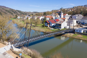  Die 66 Meter lange Schrägseilbrücke verbindet Metzdorf und Moersdorf. 