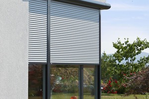  Die maßgeschneiderten Aluminiumrollläden von Alulux eignen sich für Modernisierung und Neubau. 
