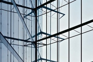  Der endgültige Text für die DIN 18008 Teile 1+2 ist nach langen Diskussionen definitiv. 