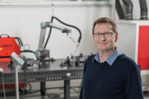  Kurt Frank, technischer Geschäftsführer von Resch Maschinenbau: „Mit dem neuen Schweißplatz konnten wir die Position unseres Betriebes deutlich stärken.“ 