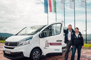  Erhielten 2019 die Fiat Professional Team Trophy: Metallbaumeister André Bernt mit seiner Schwester Ines Deutscher. 