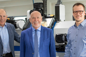  Heinz Soyer (Geschäftsführer), Heinz Soyer (Firmengründer &amp; Geschäftsführer) und Dipl. Ing. (FH) Florian Soyer (Fertigungsleiter). 