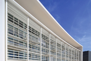  Das Sonnenschutzsystem Wicsolaire wird in horizontaler und vertikaler Bauweise angeboten. 
