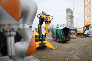  Baumaschinen als Demonstratoren für Digitalisierungs- und Automatisierungspotentiale auf der Referenzbaustelle Campus West in Aachen. 