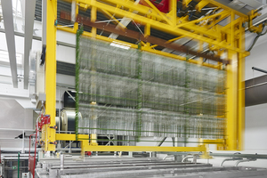  Mit dem Ausbau einer Galvanik mit ca. 35 Mitarbeitern wurde die Wertschöpfung weiter forciert. 