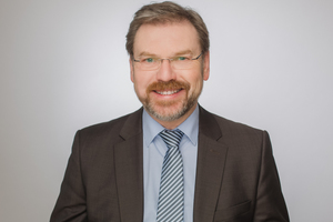  Dieter Hils ist Geschäftsführer des BFM und leitet beim BVM in Essen den Bereich Berufsbildung. 