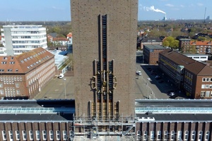  Mit der historischen Befensterung des Rathausturms hat sich Büthe &amp; de Wall Metallbau eine tolle Referenz geschaffen.  