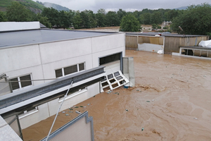  Das Wasser stand ca. 1,60 Meter hoch in der Produktionshalle. 