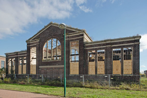  Das Alte Wasserwerk im ehemaligen Stahlwerk von Becker in Willich war bis zur Sanierung im Jahr 2019 fast 100 Jahre im Dornröschenschlaf verfallen. 