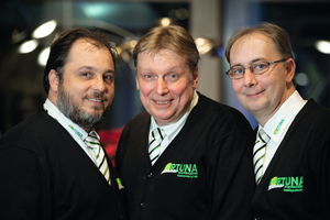 Das Familienunternehmen Fortuna Wintergarten ist Solarlux-Kooperationspartner (v.l.n.r.): Sven Köhler, Geschäftsführer; Thomas Köhler, Verkaufsleiter; Guido Köhler, kaufmännischer Leiter. 