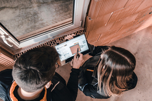  Mobile digitale Arbeitshilfen unterstützen Handwerker bei der Montage oder beim Büro- und Projektmanagement. 