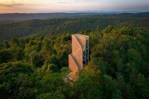  Der dritte Preis der Kategorie Architektur ging an Eldine Heep &amp; Klemens Schillinger sowie Manfred Karl für das Projekt Aussichtsturm Vierte Wand.  