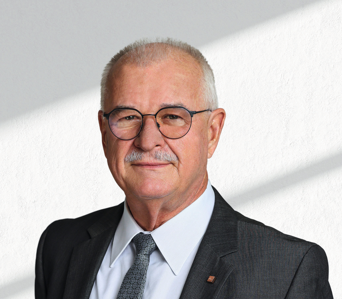 Roto Frank Kritisiert Politik Metallbau Fachzeitschrift Digitales roto-frank-kritisiert-politik-metallbau-fachzeitschrift-digitales
