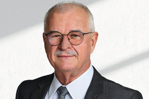  Dr. Eckhard Keill, Alleinvorstand der Roto Frank Holding. 
