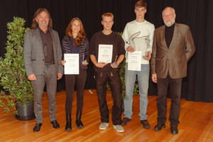  v.l.: Willi Seiger, Nina Buschmeier, Loki Frey, Jakob Zengeler, Michael Stratmann. 