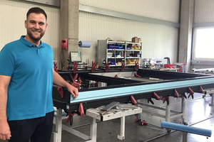  Fabian Wehinger leitet die Produktion für Aluminiumelemente. 