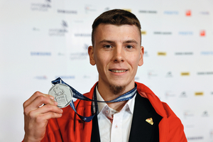  Julian Gemperli ist Vizeweltmeister Metallbau 2024. 
