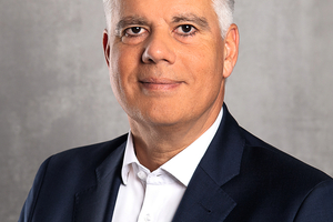  Udo Denzin. 