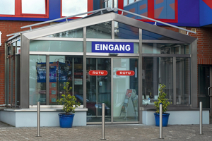  Seitdem Hygiene an der Türklinke zu einem wichtigen Thema wurde, hat die Nachfrage nach Automatikschiebetüren zugenommen.  