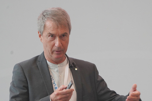  Andreas Schmidt referierte zur ift-Richtlinie „Vandalismusresistente Bauelemente und Einrichtungen“. 