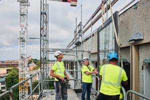  Referenz: Im Zuge der Fassadensanierung am Evangelischen Campus Nürnberg wurden die alten Bandfenster rückgebaut, recycelt und durch ein neues Alusystem aus Hydro Circal ersetzt. 