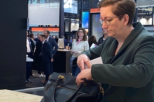  So kurz vor den Neuwahlen am 23. Februar konnte Bundesbauministerin Klara Geywitz am 13. Januar 2025 keine Impulse mehr für die Branche setzen.
 