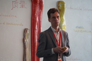  Prof. Dr. Benjamin Kromoser. 
