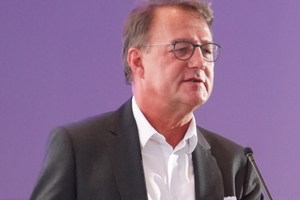  Gunther Adlel, stellv. Hauptgeschäftsführer des ZIA.  