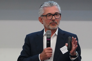  Dipl.-Ing. Herbert Eibensteiner, voestalpine. 