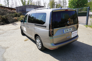  Zwei Wochen im Test des Bauverlags: Der Caddy Maxi Style 7-Sitzer. 