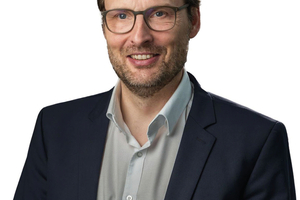  Michael Elstner. 