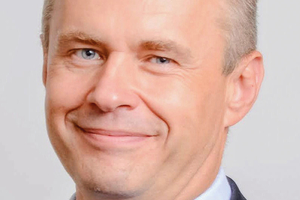  Roland Skomda. 