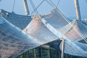  Das Zeltdacht des Münchner Olympiastadions wurde im September 2023 mit der Aus-zeichnung „Historisches Wahrzeichen der Ingenieurbaukunst in Deutschland“ geehrt. 