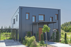  Das schlüsselfertige Einfamilienhaus aus Stahl kostet 359.000 Euro. 