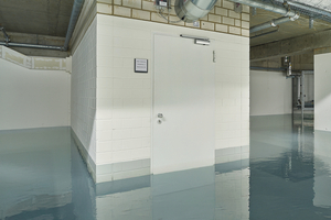  Die 1-flügligen Stahl-Objekttüren D65 OD und H3 OD sind optional hochwasserbeständig bis 900 mm Wasserstand. 