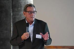  Walter Lonsinger informierte über die Vorteile und Marktchancen, von denen Metallbauer bei einer A|U|F-Mitgliedschaft profitieren. 