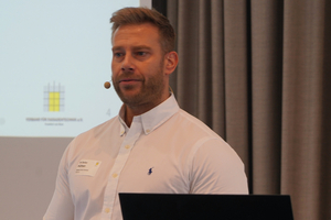  Rechtsanwalt Stefan Hütten machte in seinem Vortrag auf die verschärfte Gesetzeslage durch ein EuGH-Urteil vom August 2025 aufmerksam. 