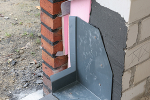  Fertig eingebaute Funke Fensterecke 