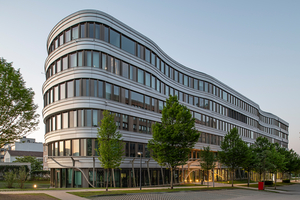  Umlaufende Fensterflächen prägen das Erscheinungsbild des Z2. 