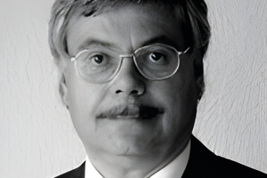  Ralf E. Geiling ist Fachjournalist und Fachbuchautor in Neuss. 